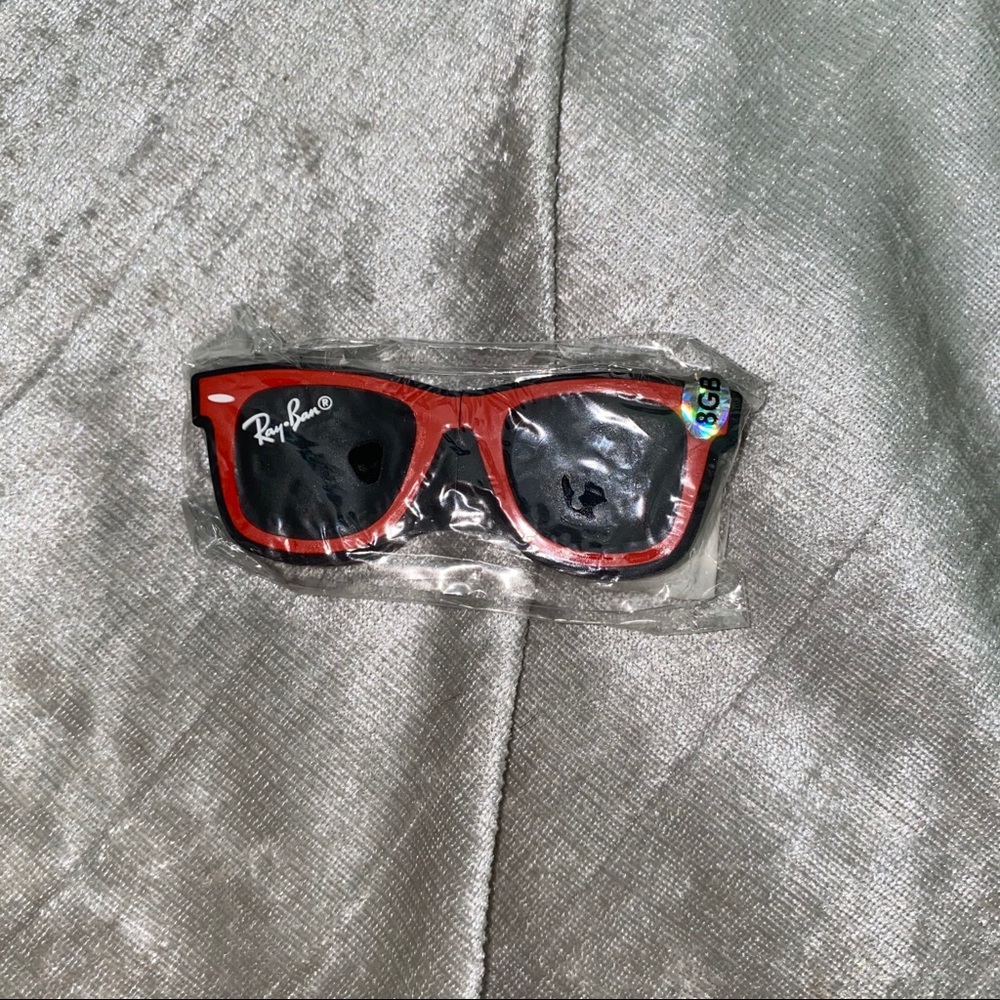 NEW ray ban 8G flash drive